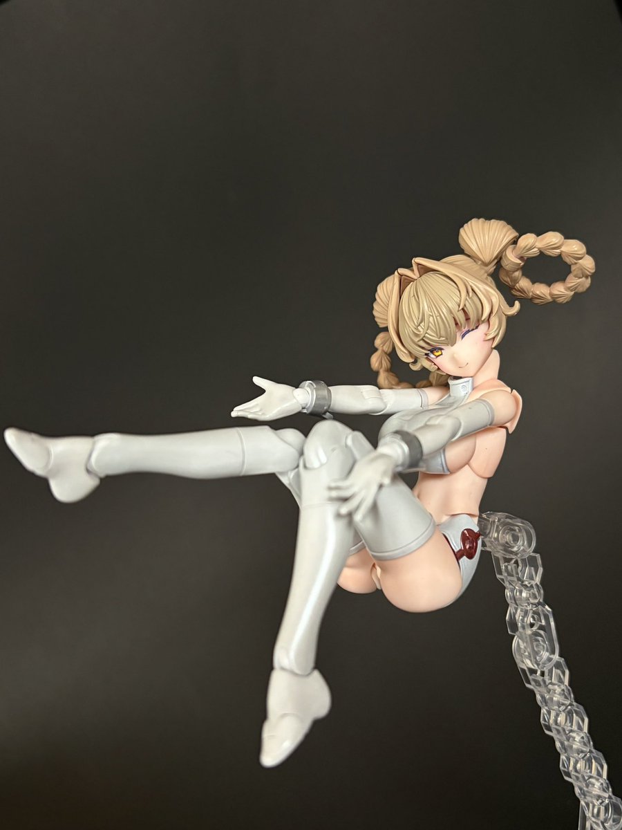 アーレウス tweet media