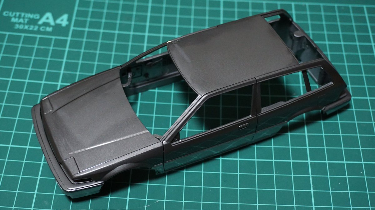 MODERATO1701's tweet image. 国産名車コレクション エアロデッキその④
ボディを塗装し、クリアコートまで完了
デカールは当クラブメンバーに作ってもらっています
ボディカラーはグラファイトグレーメタリック
カタログを眺めながら調色しましたが、既にカッコよくてホレボレ
#HONDA
#AERO DECK