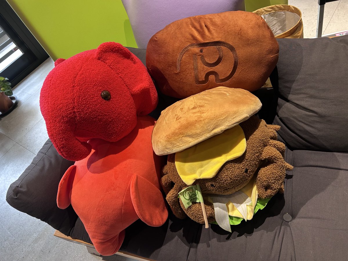 村井学 tweet media