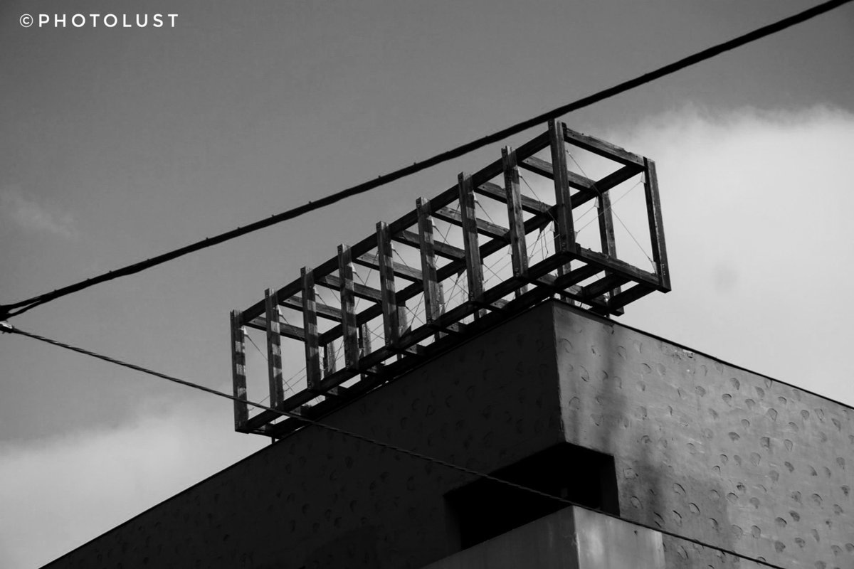 photo_lust's tweet image. #MonochromeMonday 

#BlackandWhite #Blackwhite #BlackandWhitePhotography #BlackandWhitePhoto

#Dresden

#Stadt #City 

📷 #SonyAlpha 6000