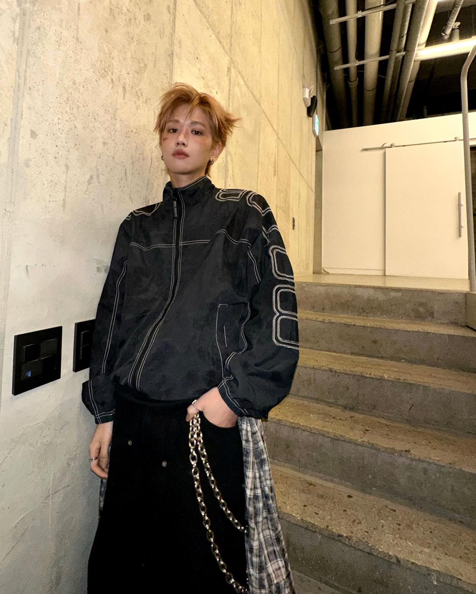 𝗥 💭 tweet media