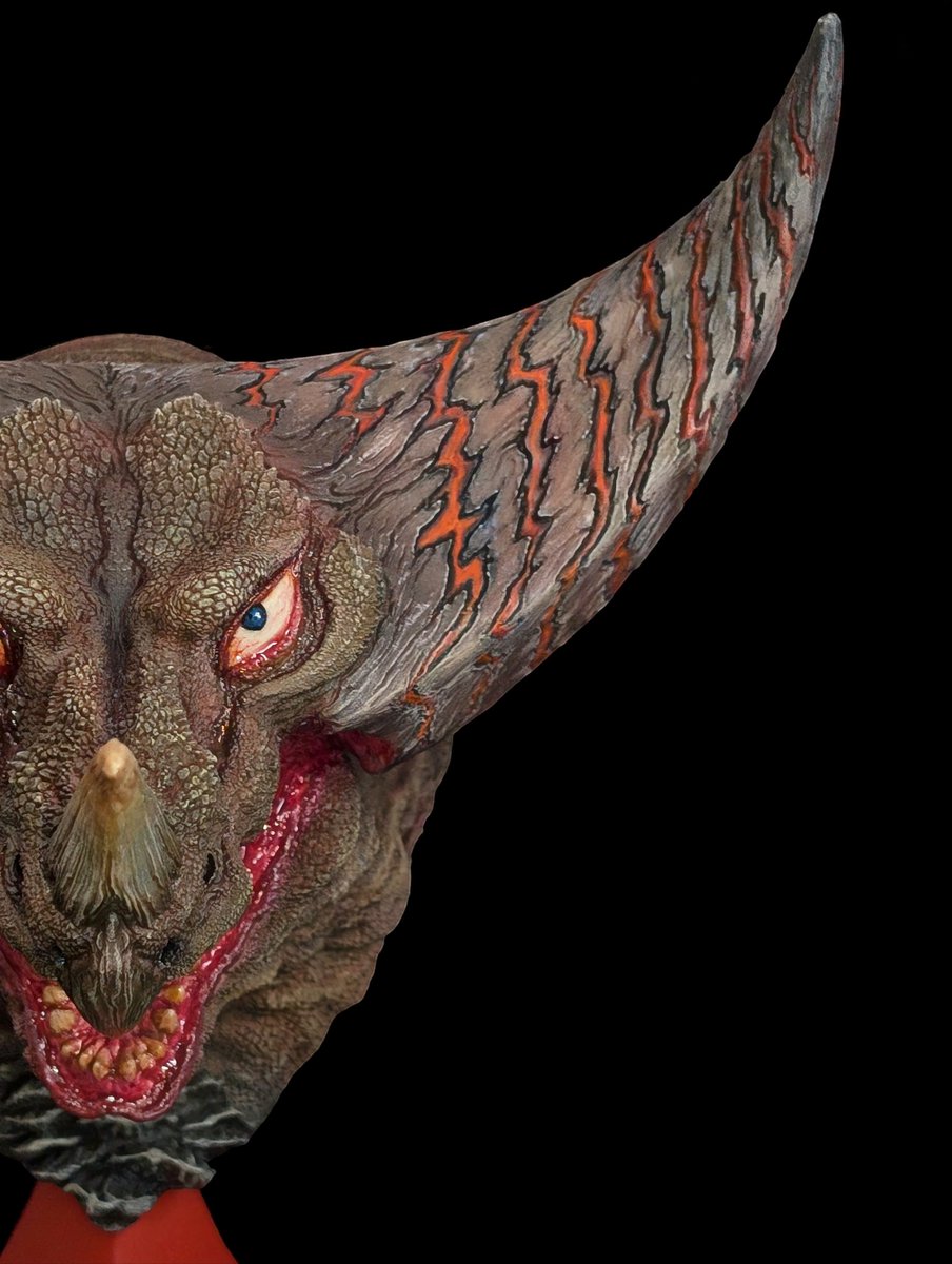 瓦礫まる tweet media