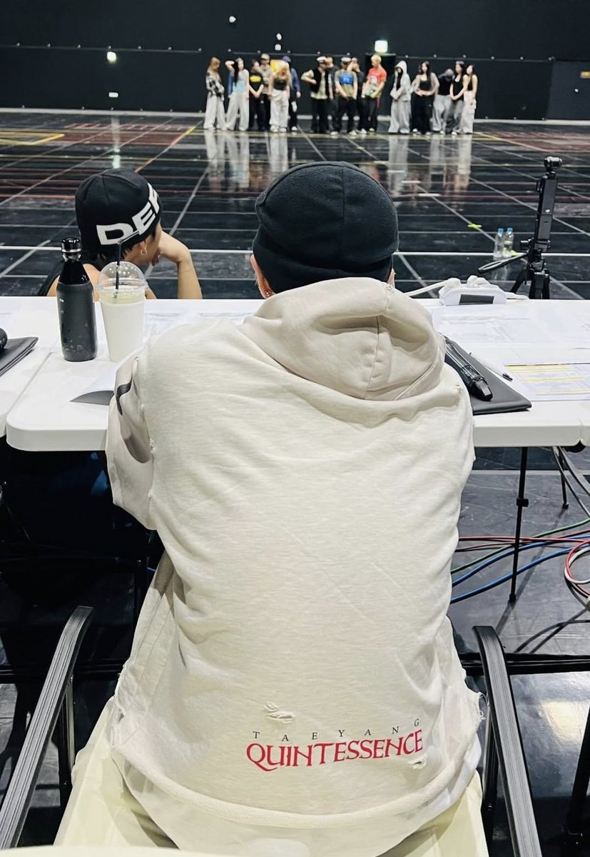 line🐉 tweet media