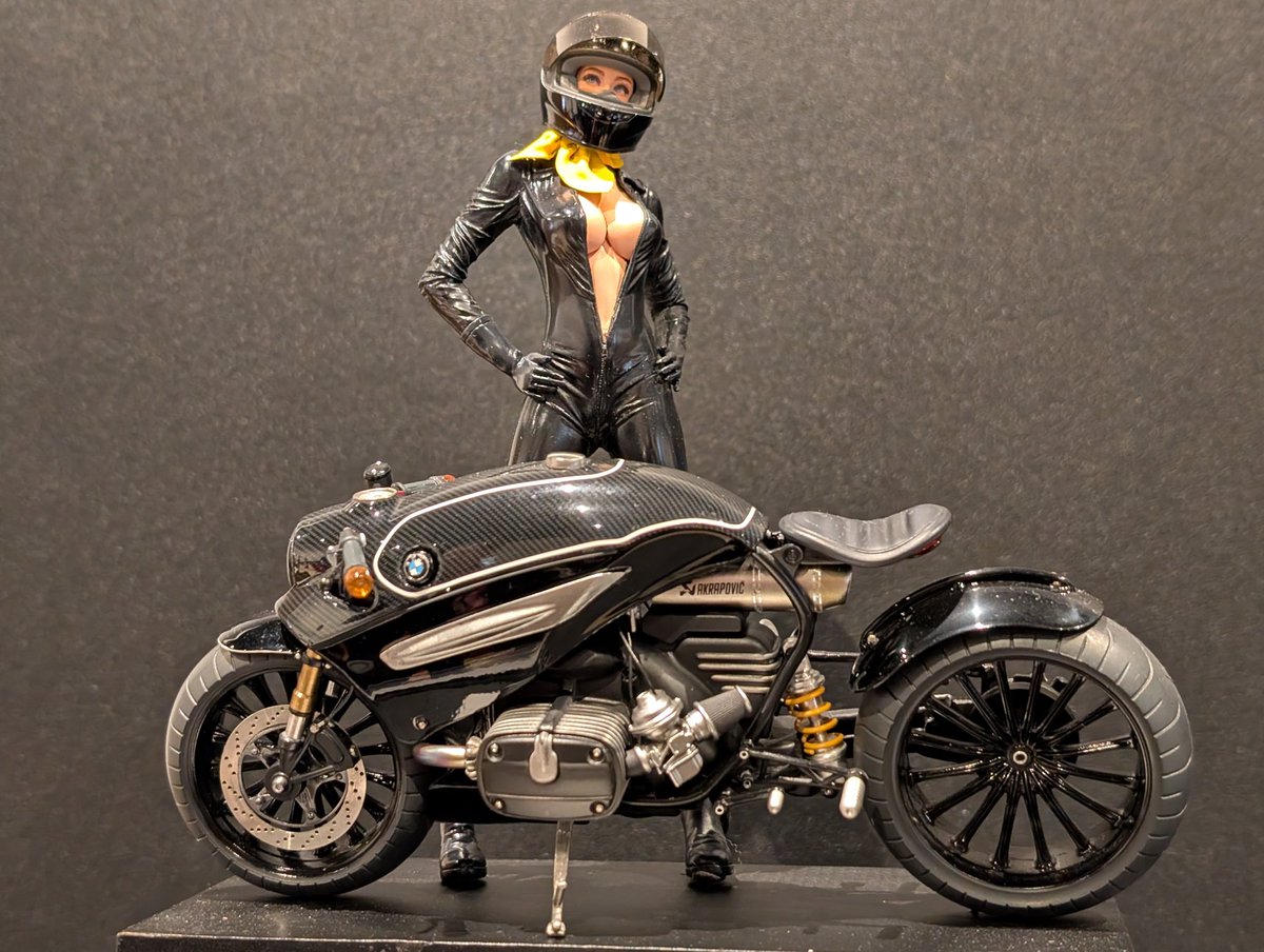 スパイダー tweet media