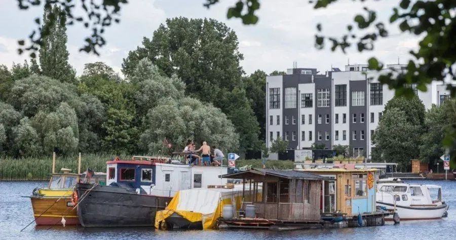 AutonomeGeschichte @radicalpast@todon.nl tweet media