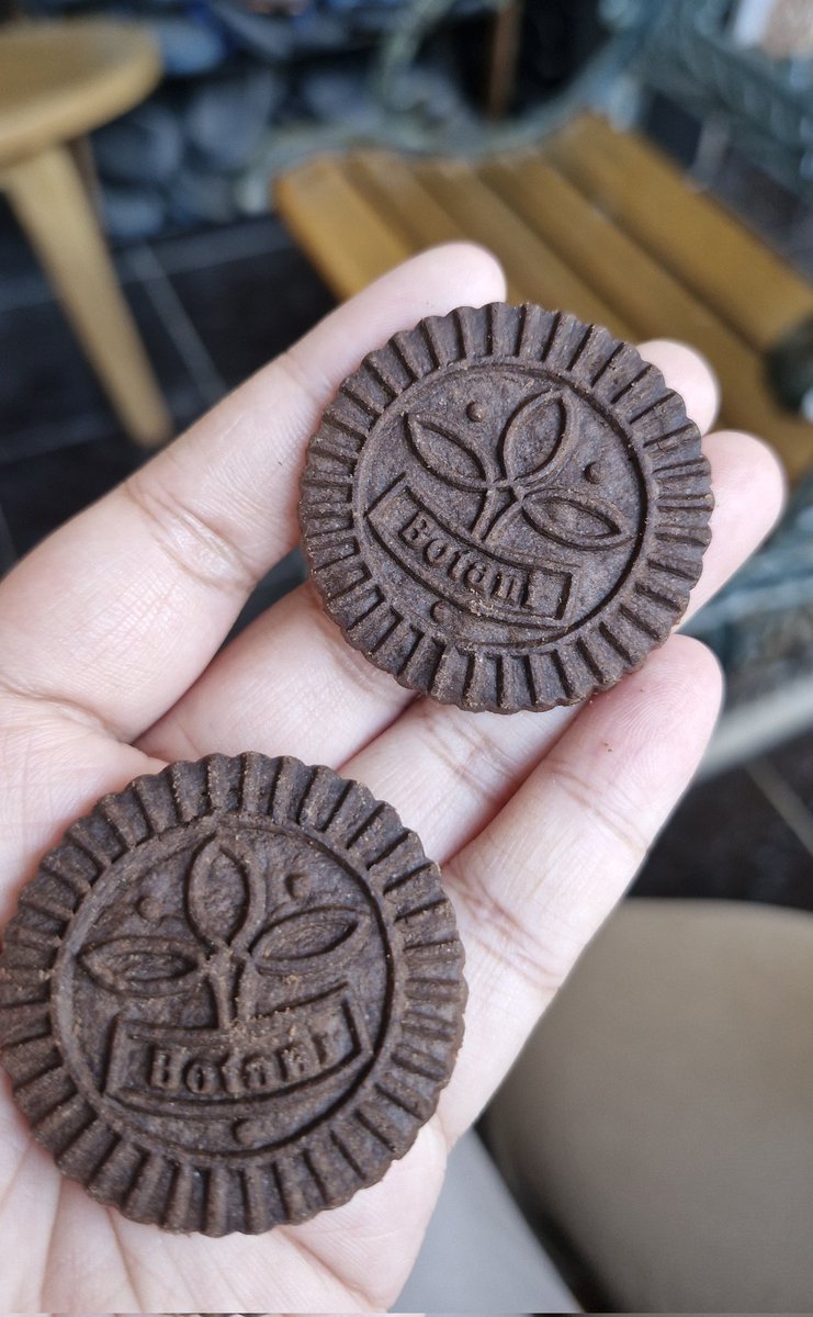 clare🍎 sos ui²⁵ tweet media