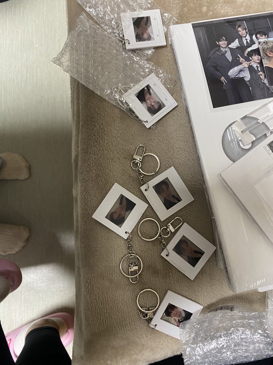 полунична м’ята 🪭 tweet media