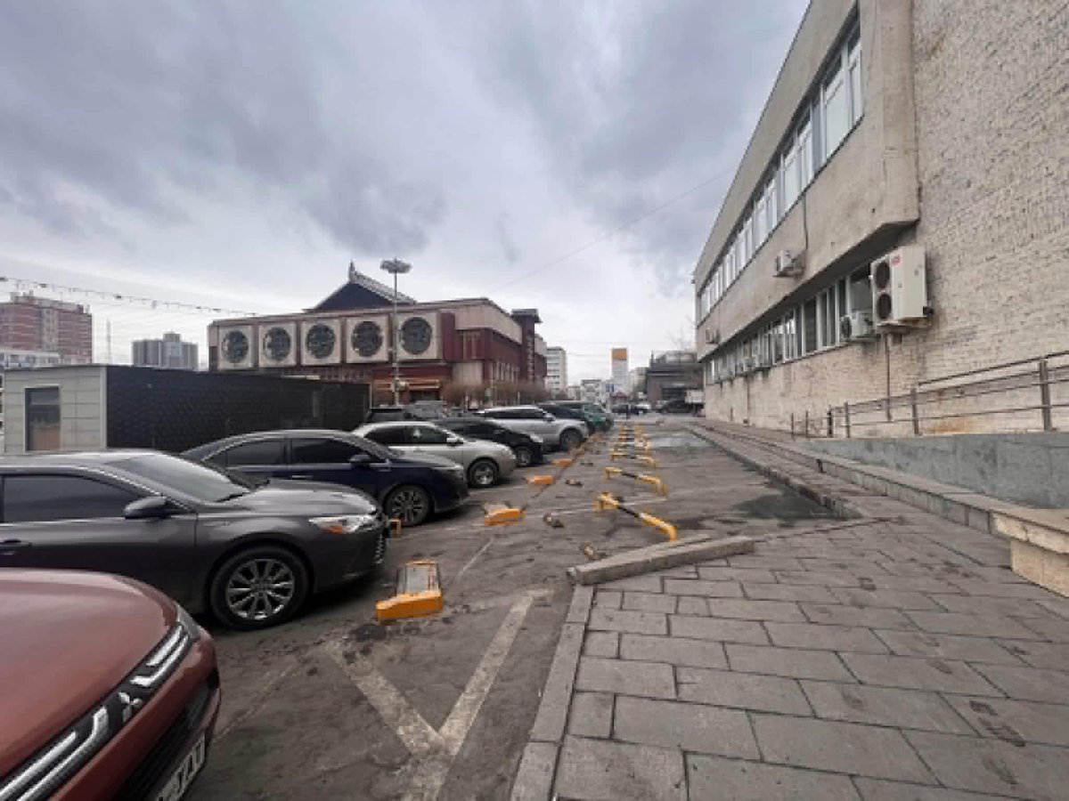 Chinzilla🇲🇳🇺🇦 tweet media