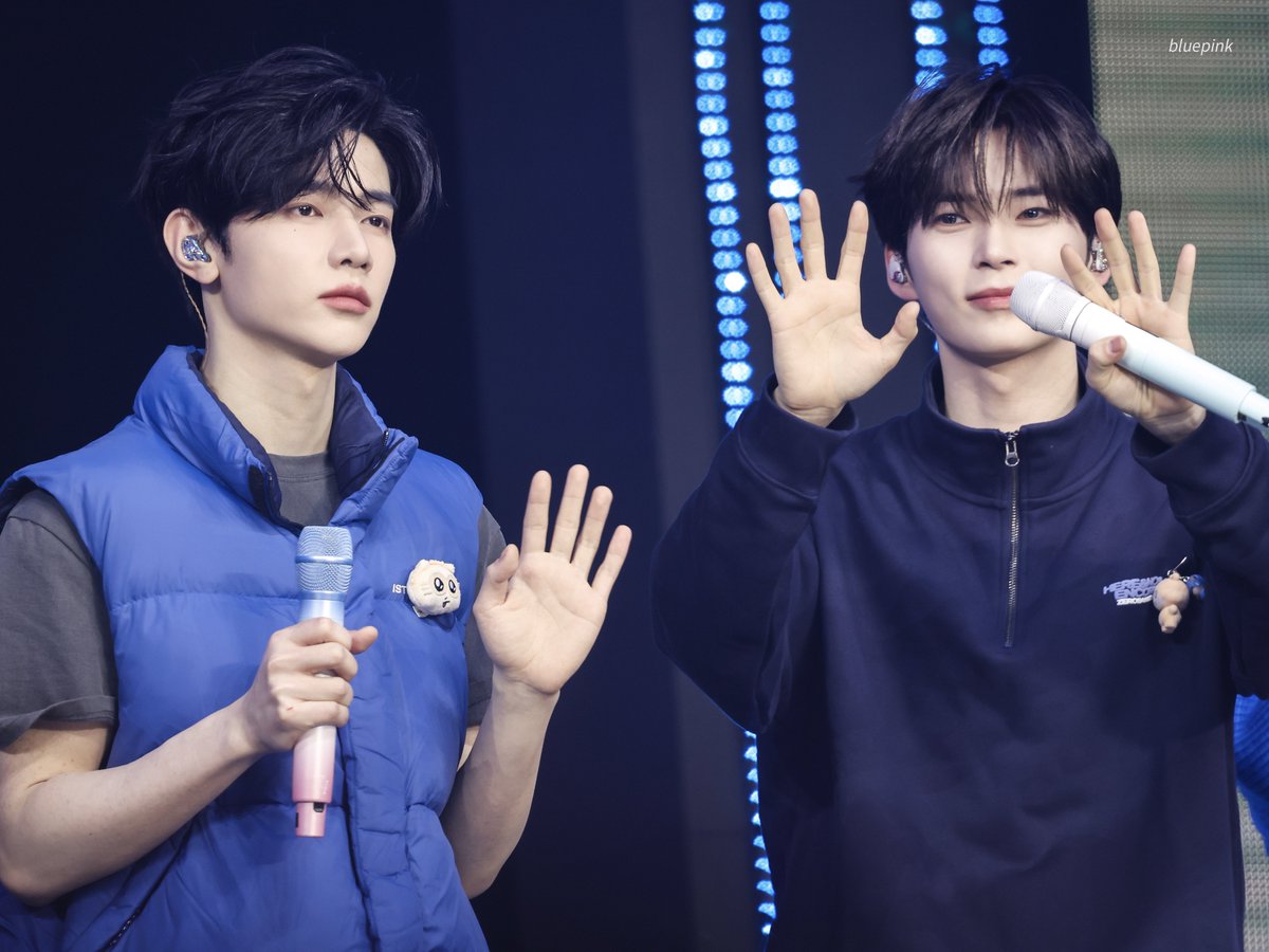 𝗕𝗹𝘂𝗲𝗣𝗶𝗻𝗸 tweet media