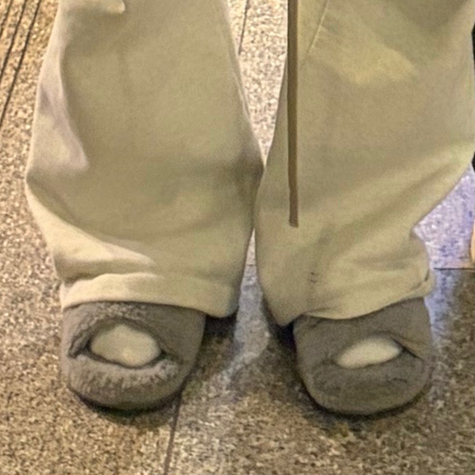 & 사사 tweet media