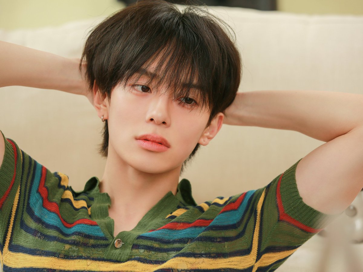 Update KBoys tweet media