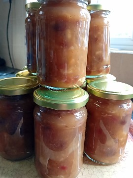 Apple chutney made, now got a batch of summer fruit jam cooking