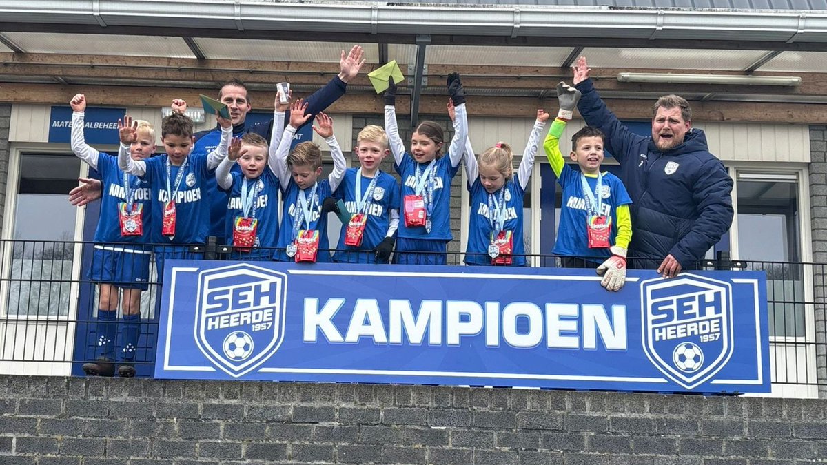 v.v. S.E.H. ⚽️ tweet media