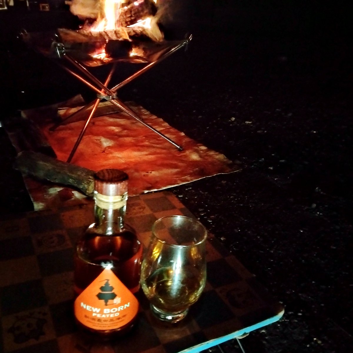 qX8BQXlzLesYVd3's tweet image. #新潟亀田蒸溜所 #NEWBORN #PEATED