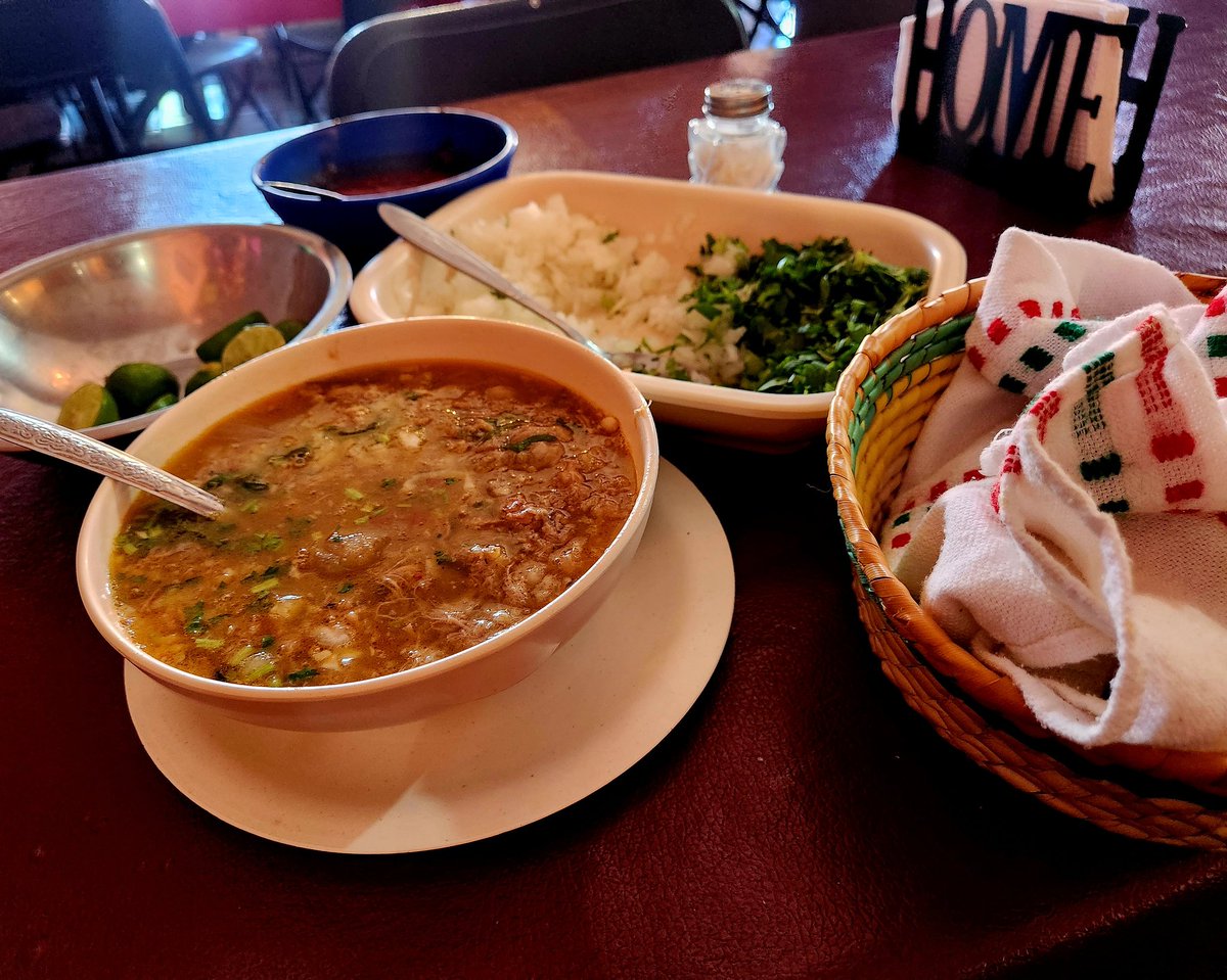 GreerJackson3's tweet photo. Barbacoa de Borrego. Some people think lamb is too gamey. I think you just need to cook it right. Would you?

#wouldyou #blackfood #blackhomecraft #homecook  #Food #Foodie #blackfoodie https://t.co/GO0o6F69AM