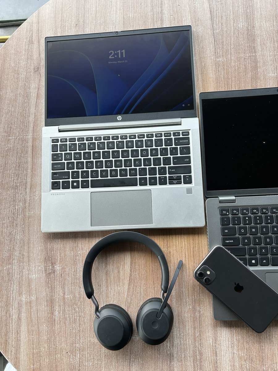 Val Gadgets tweet media