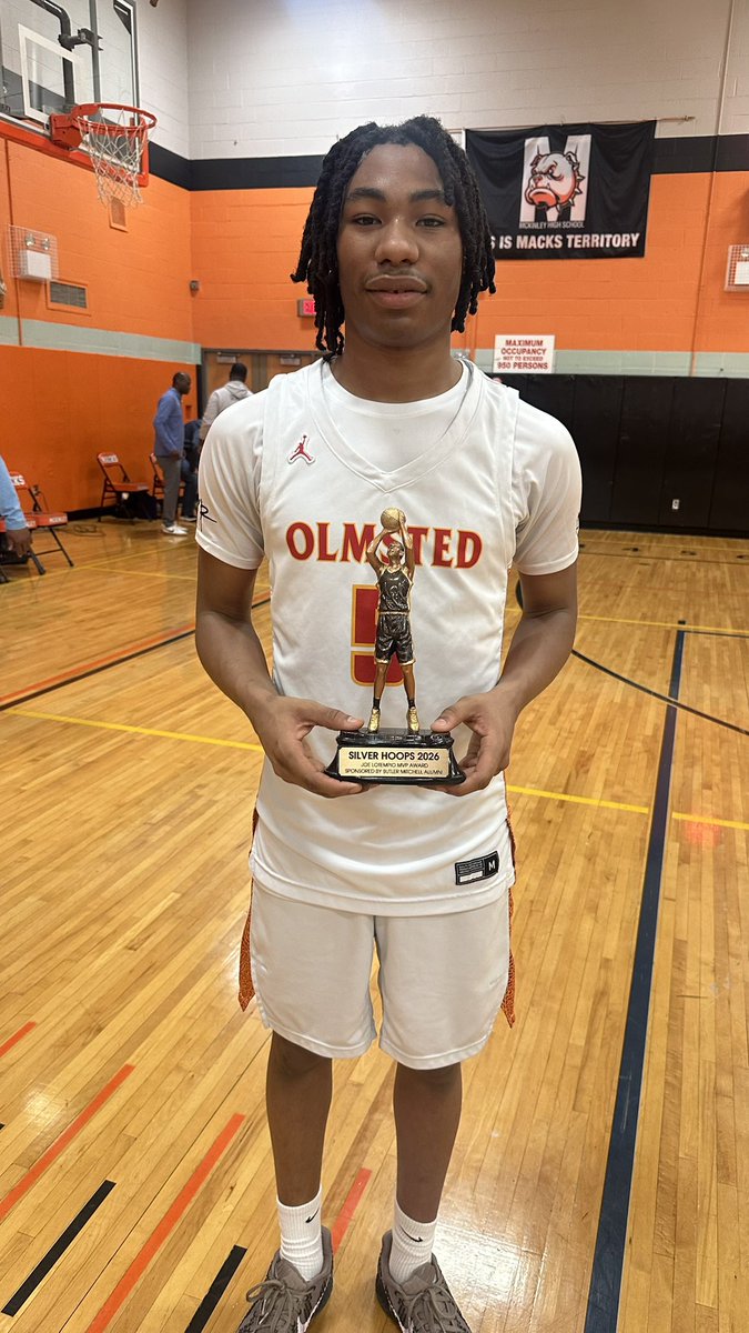 Coach Bud Daniel tweet media