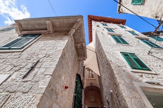 RECONNECT_MED's tweet photo. 🌊 Join the #RECONNECT Info Day in #Šibenik! ♻️

Discover new opportunities in the circular blue economy &amp; connect with SMEs and innovators 🚀

👉 https://t.co/v2OF27d4je

#InterregEuroMED #BlueEconomy #Innovation #SMEs https://t.co/bPRxMefpQC
