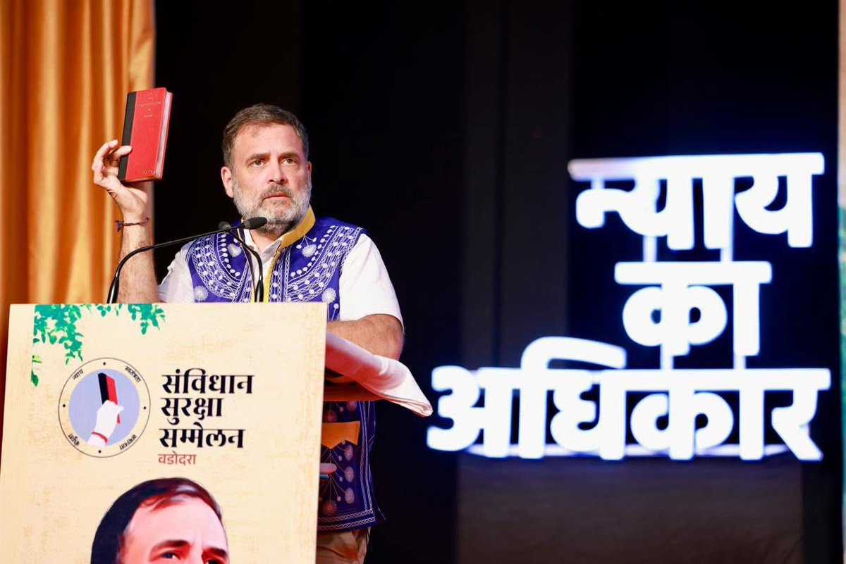 CongressSevadal's tweet photo. नेता विपक्ष श्री @RahulGandhi जी आदिवासी अधिकार संविधान सम्मेलन, वडोदरा में
अपने आदिवासी भाई-बहनों के बीच,
उनके अधिकारों, सम्मान और संवैधानिक न्याय के संकल्प के साथ। https://t.co/uAd6382BGw