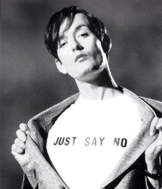 fassbinderesqe's tweet photo. 🚨BREAKING: British indie band Pulp has endorsed Italian constitutional referendum https://t.co/kue430xIfq