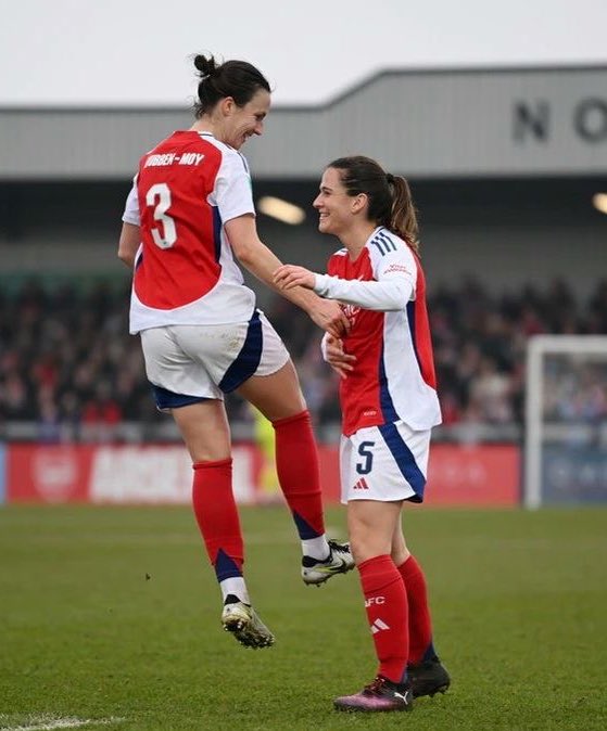 katie ★ ★ tweet media