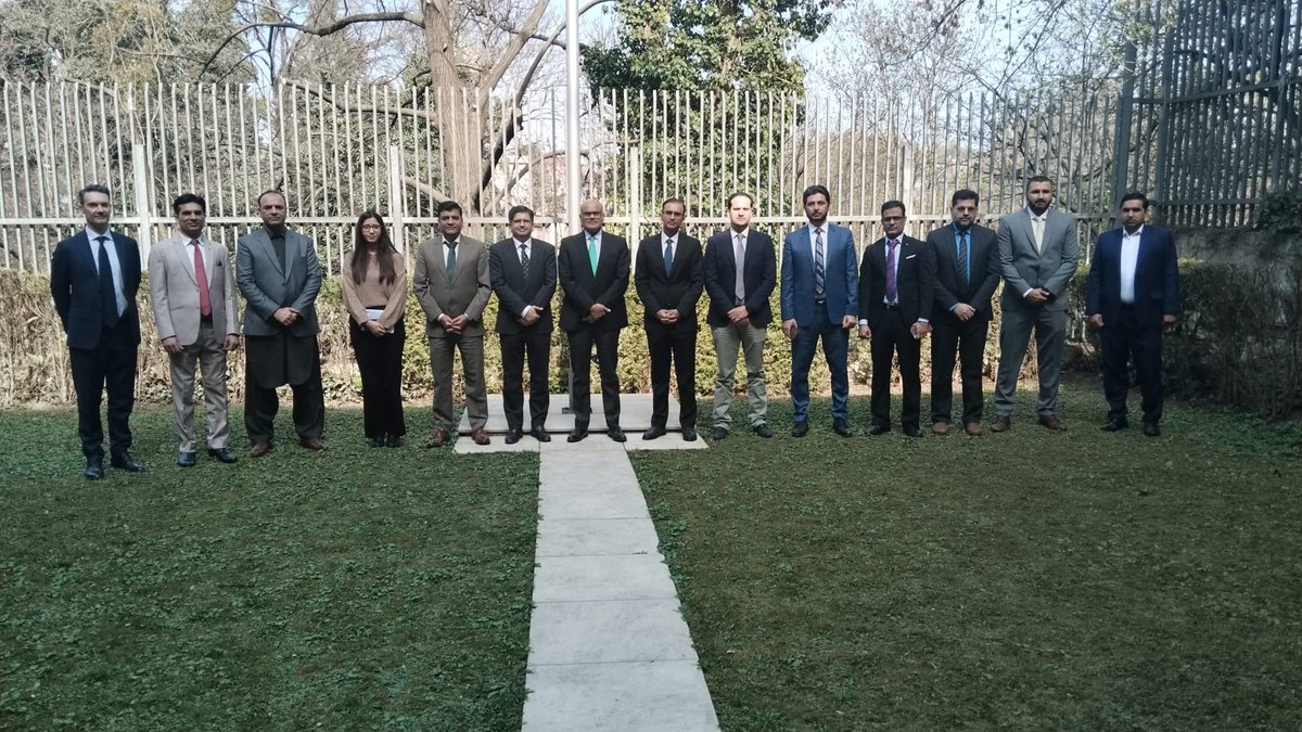 PakinAustria's tweet photo. Messages from the President, PM, DPM & FM were read, honoring the spirit of 1940 Lahore Resolution & reaffirming resolve to shape Pakistan according to the vision of Quaid-e-Azam Muhammad Ali Jinnah to ensure Unity, Faith & Discipline among nation (2/4).
#PakistanResolutionDay https://t.co/qJ4MSh56VW