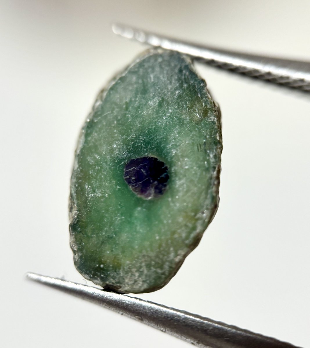 ルースとか一粒ブレスレットとか
ちまちま更新してマス👇
高いのは無いです！

おゆずりアプリ
roko-o64.secretsale.app