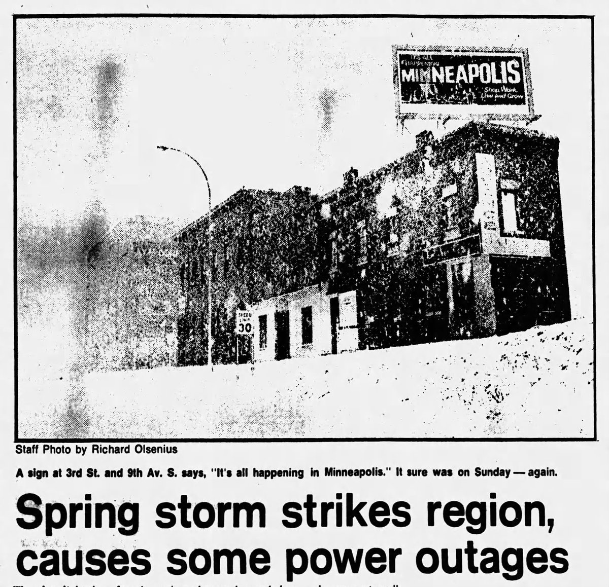 WHENESOTA's tweet photo. Fun Fact: #OTD in 1975 - A storm hits the Twins cities dropping 11+” of snow in parts of the state. 13,304 Fighting Saints fans still made it to the Civic Center to see a 4-2 win over the Oilers. #ASlapShotInTime #MNWild https://t.co/jGbkvA5HKM
https://t.co/J2vfGqVoko https://t.co/CoIJZGlVwm