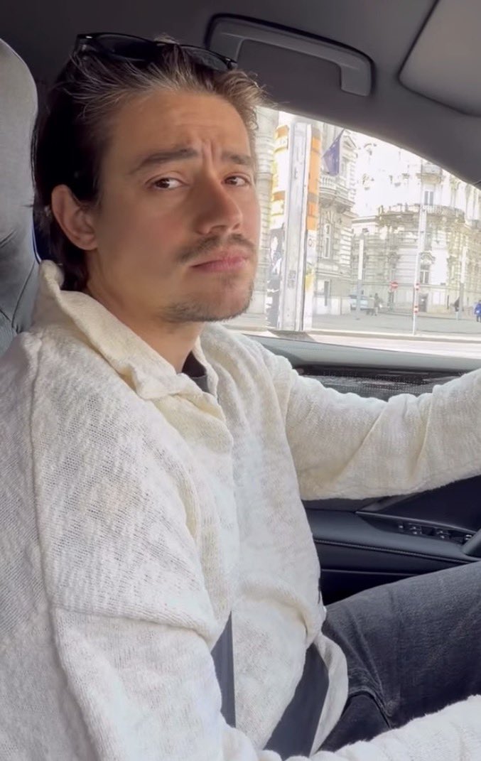 olga (Joker out’s version) tweet media