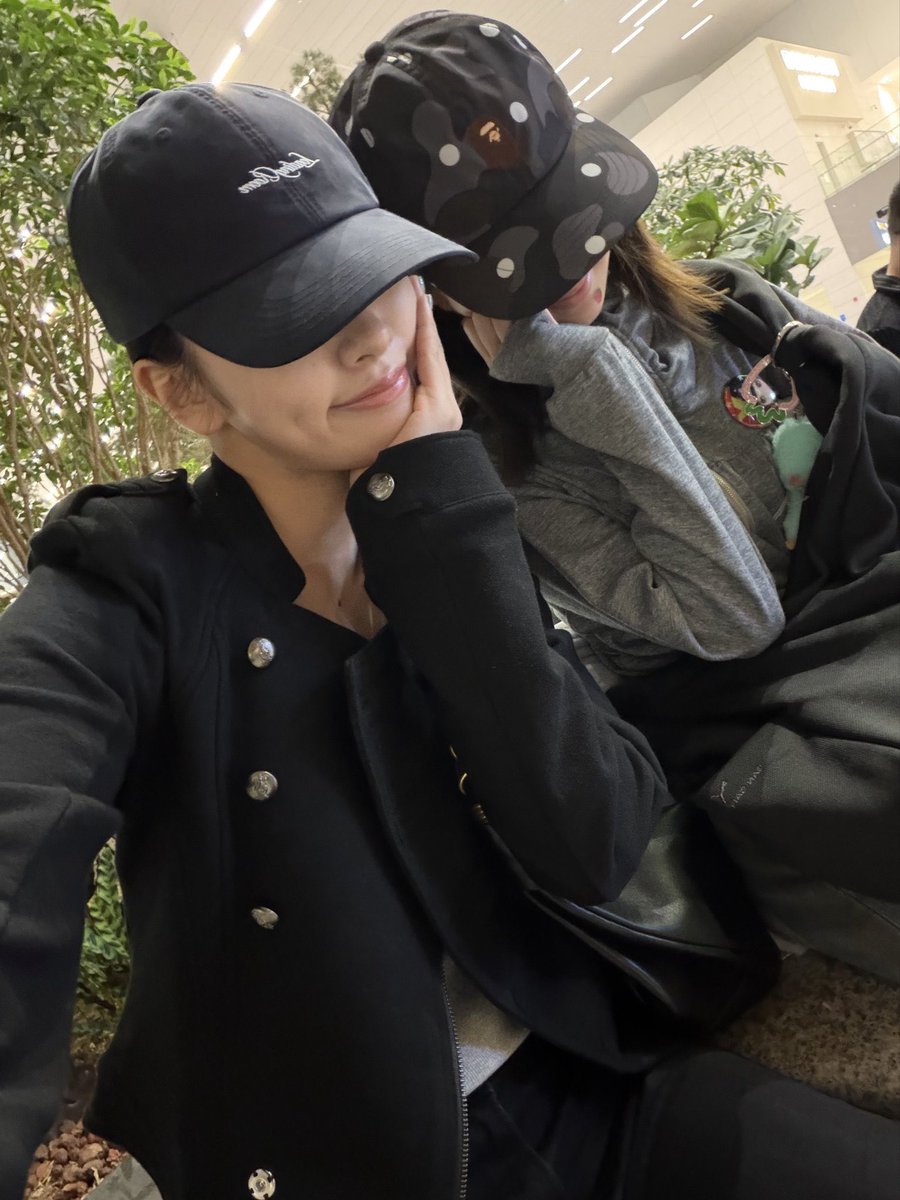 ive pics tweet media