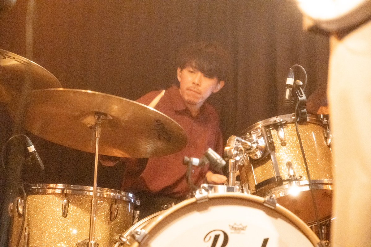 LUCY IN THE ROOM tweet media