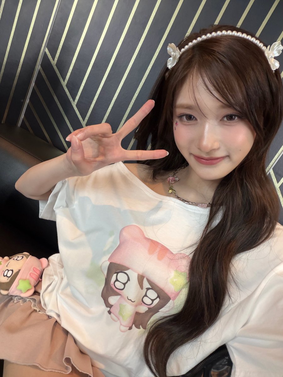 ive pics tweet media