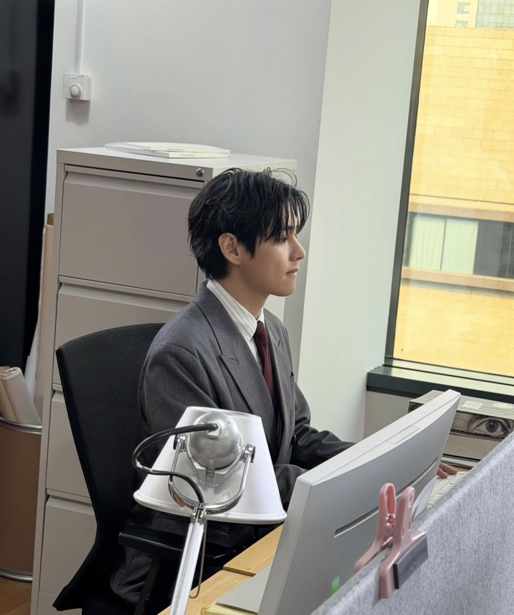 Taehyung Brand Support tweet media