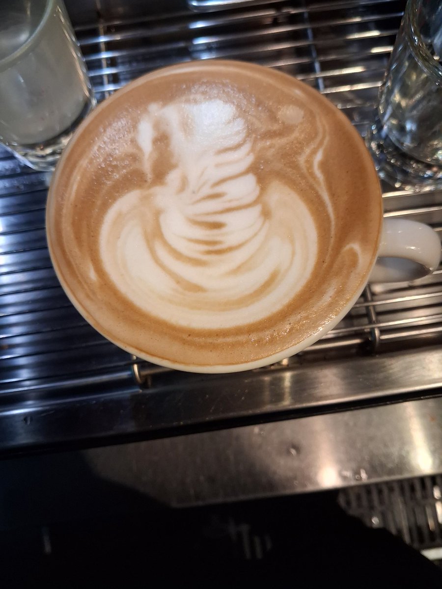 脫窗男子暘暘( ◑▽◐ ) tweet media