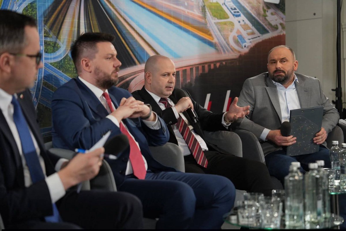 Michał Prószyński tweet media