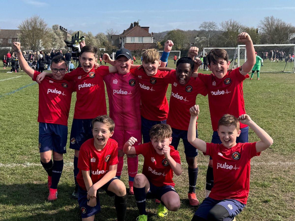 pulse_outdoor's tweet photo. Ebbsfleet United Whites U10s are through to the Selkent Cup Final⚽

Yesterday they secured brilliant 3-1 and 2-0 wins, putting them top of the table and securing their place at the final on Saturday 25th April. What an achievement!

We wish the boys the best of luck! https://t.co/pSAKE3i5YD