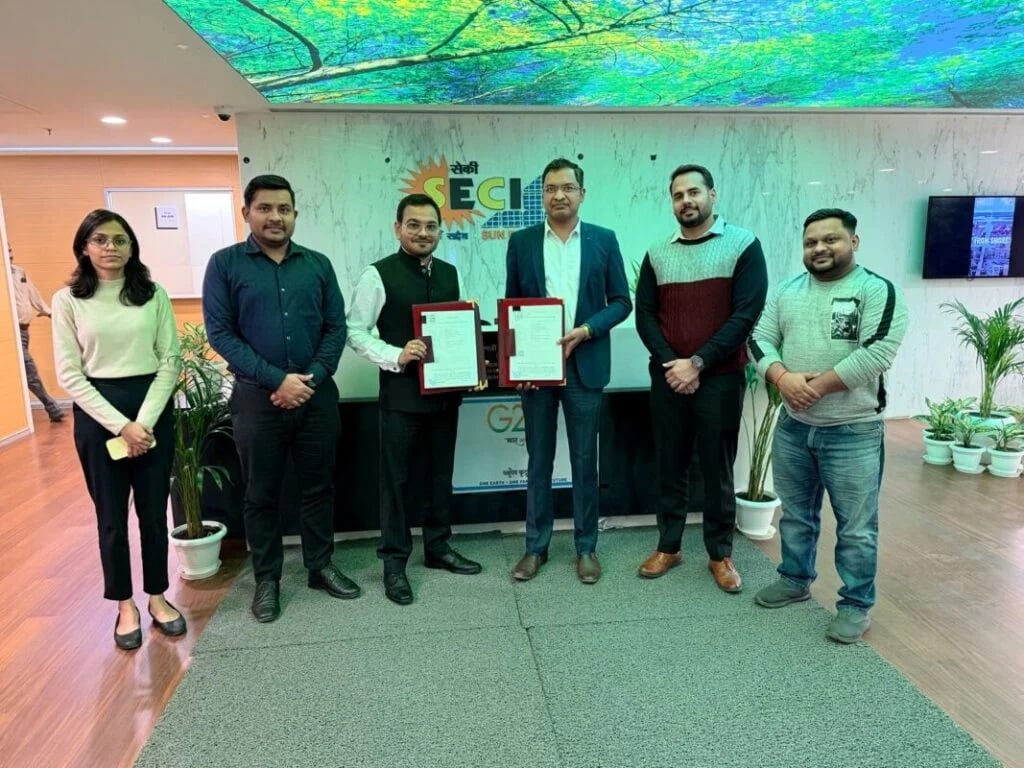 Tom DeRosa tweet media