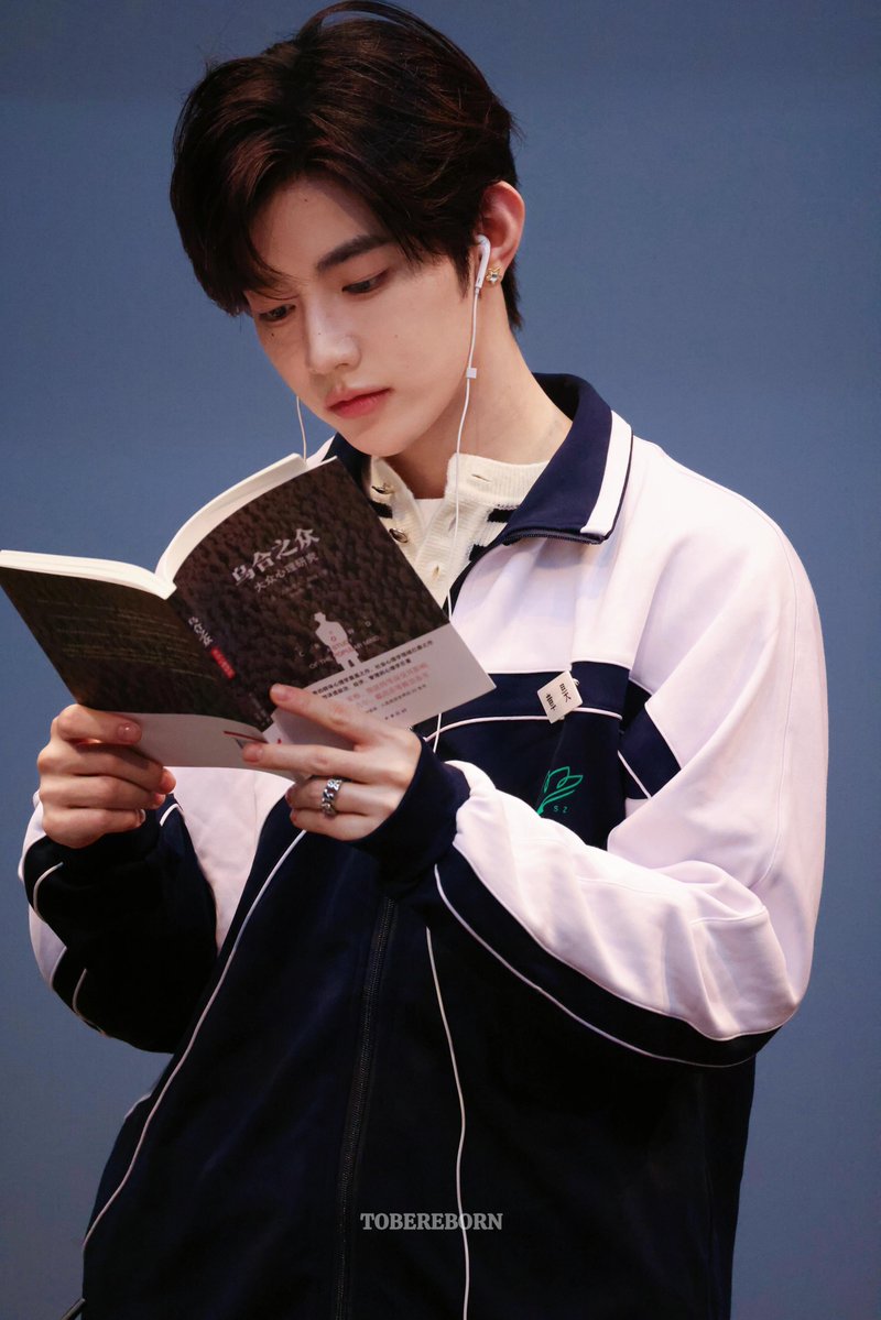 TOBEREBORN tweet media