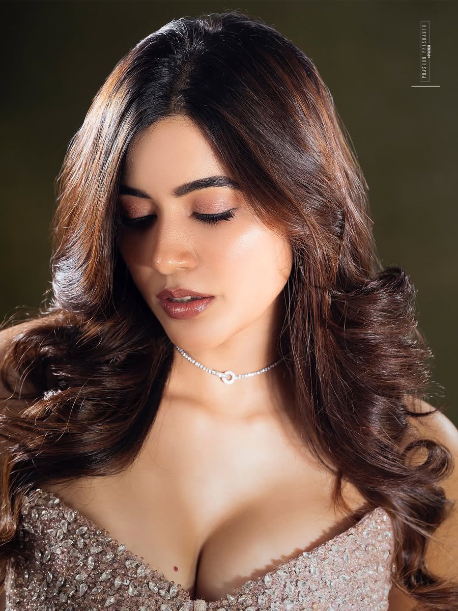 Kolly Buzz tweet media