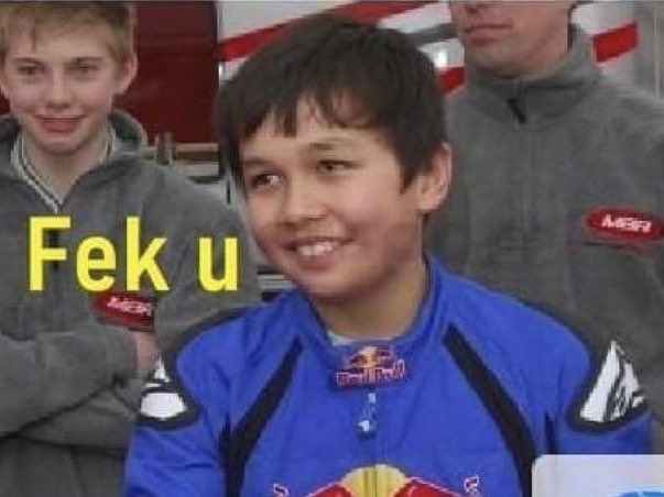 arina on a little break!💙 tweet media