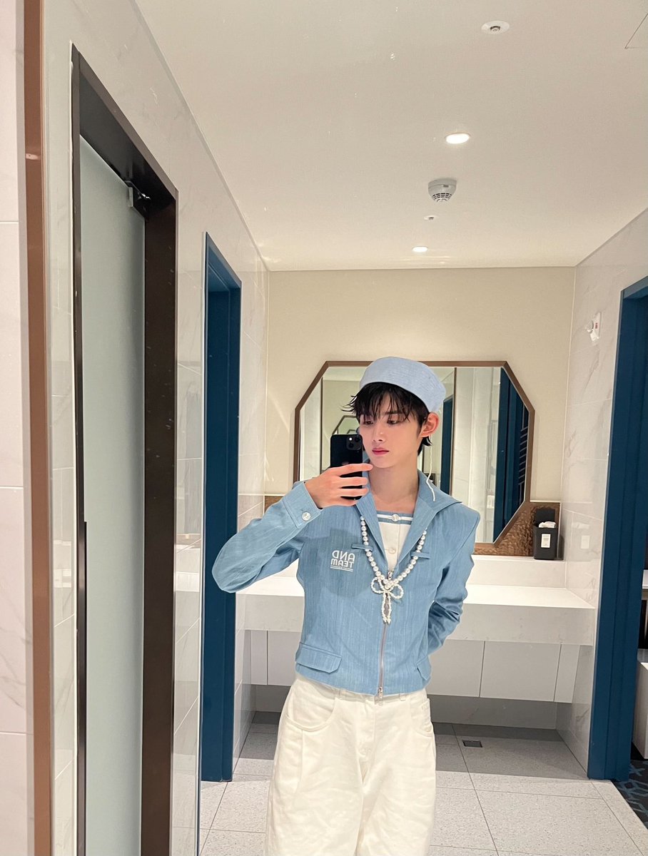 wren ⋆ tweet media