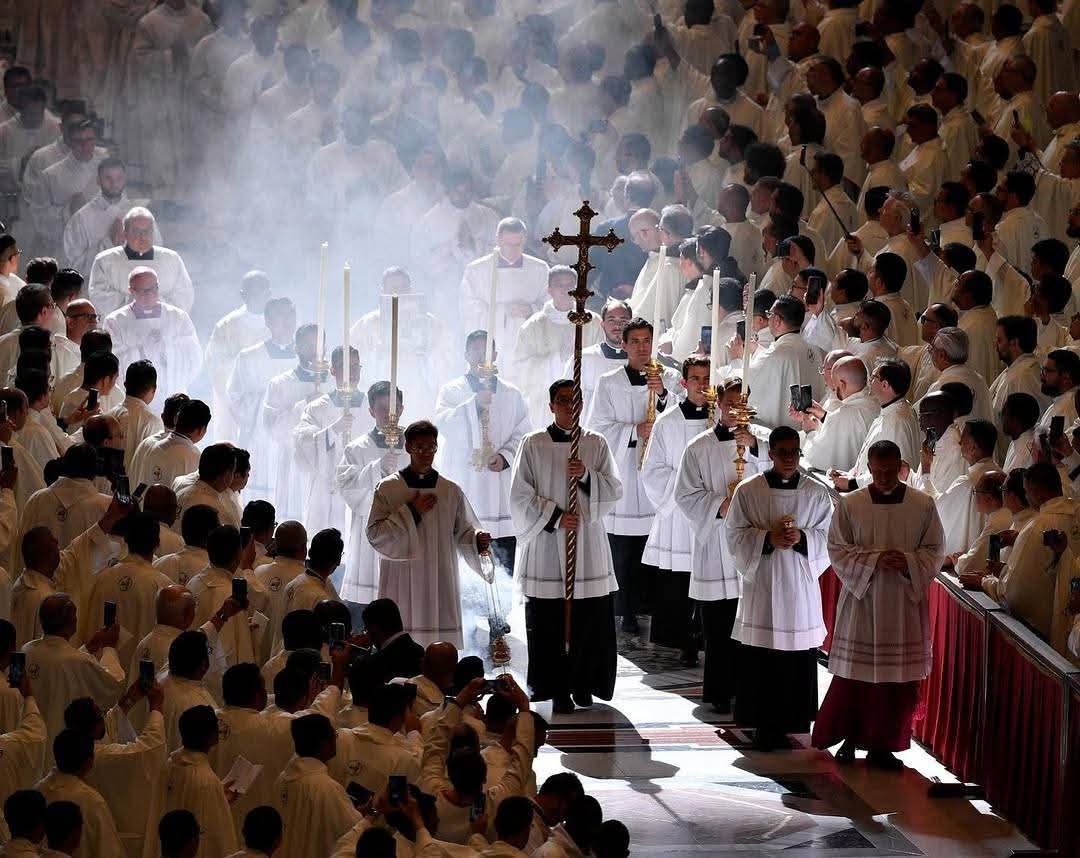 ARISTOTLE 🇻🇦🇻🇦 tweet media