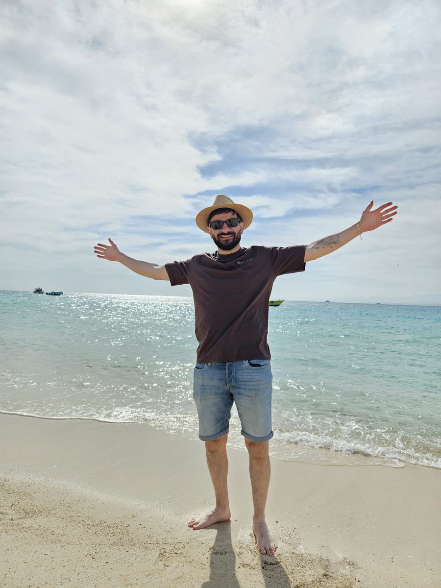 Ali Nablo tweet media