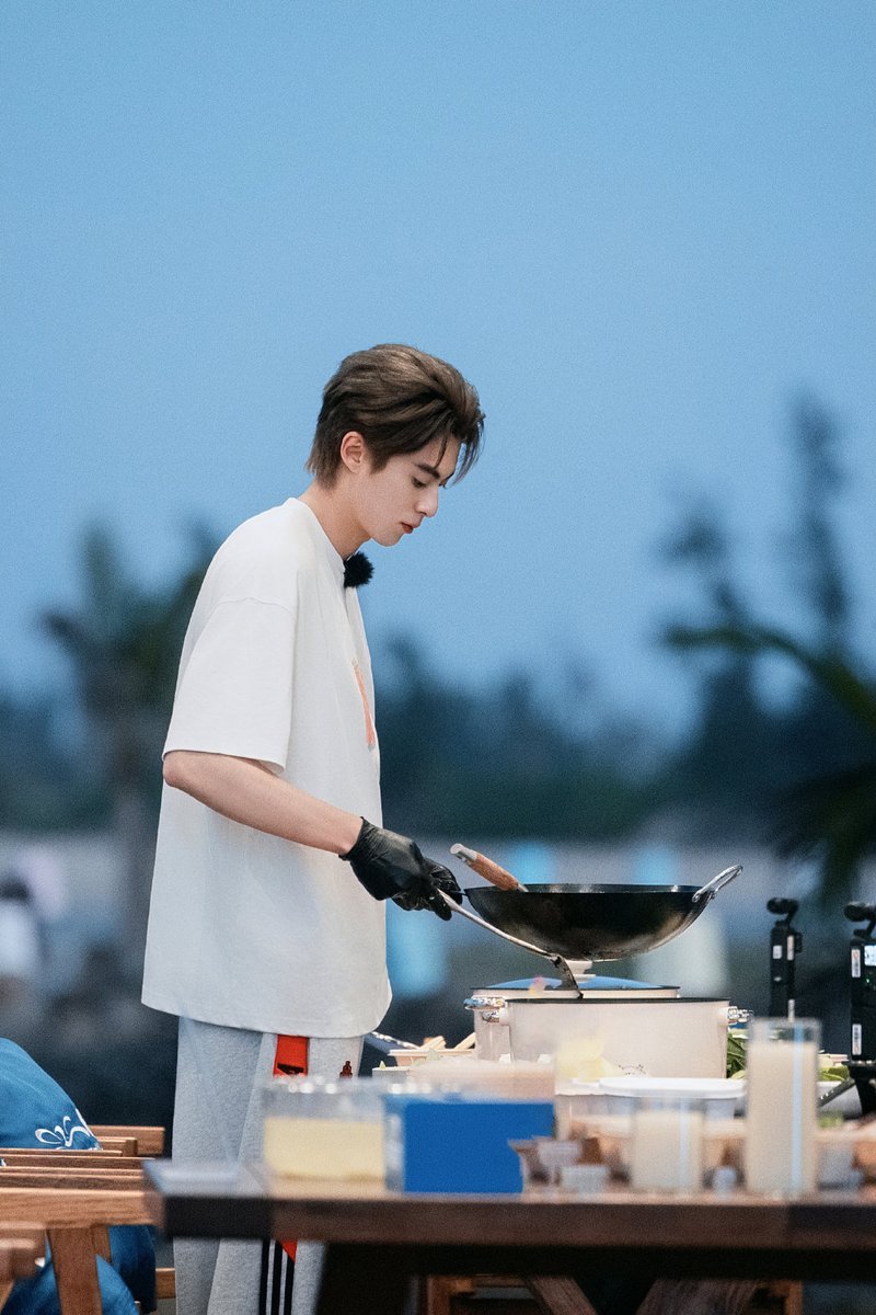 dylan wang pics tweet media