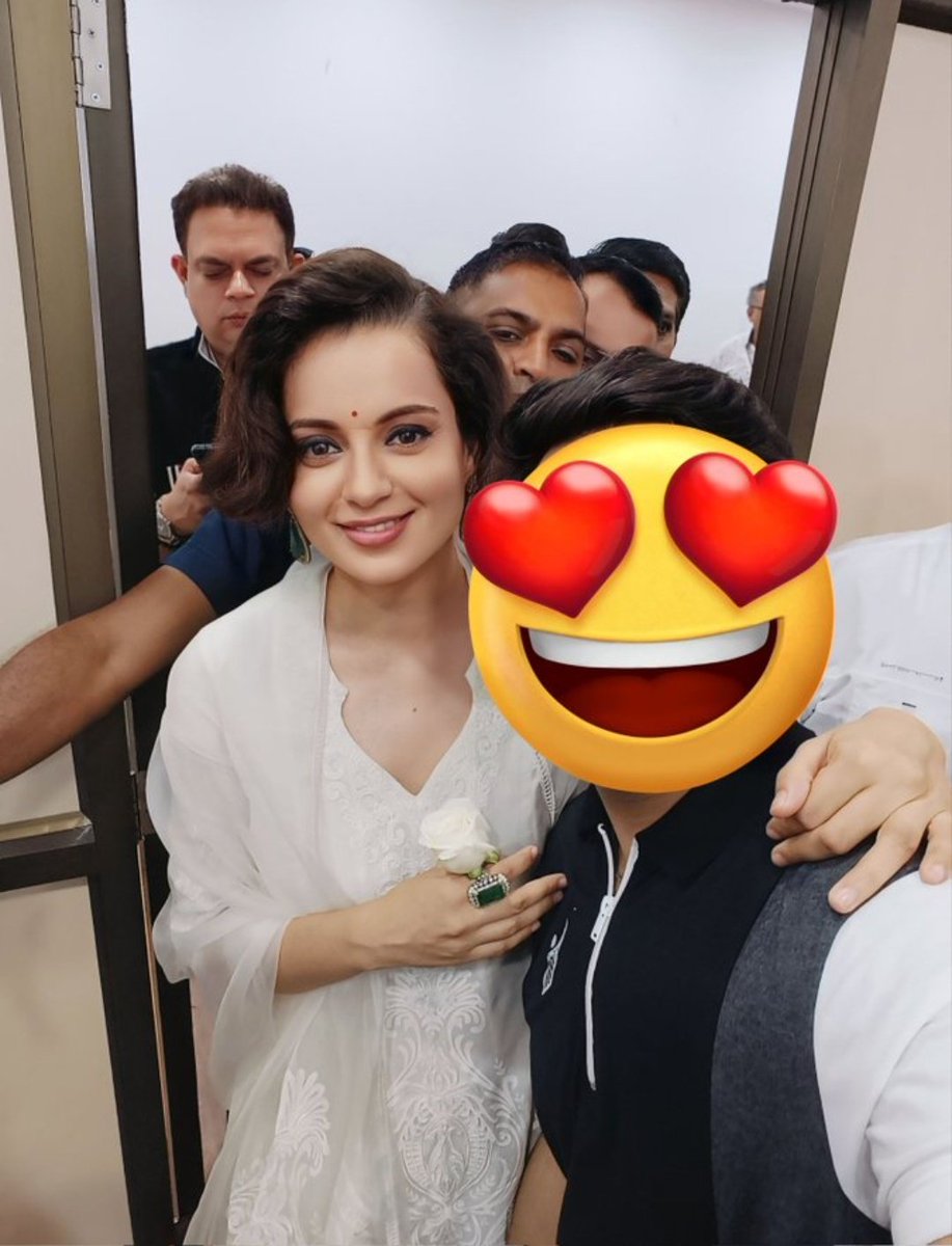 Abhishekkrstan's tweet photo. Dear @KanganaTeam

Wishing you a very Happy Birthday🎂 

I wanted to take a moment to express how much I admire your journey it feels a personal success to me and your talent shines through ✨

Thank you for always being true to your fans ❤️🫶
#HappyBirthdayKanganaRanaut https://t.co/tngKinpZmO
