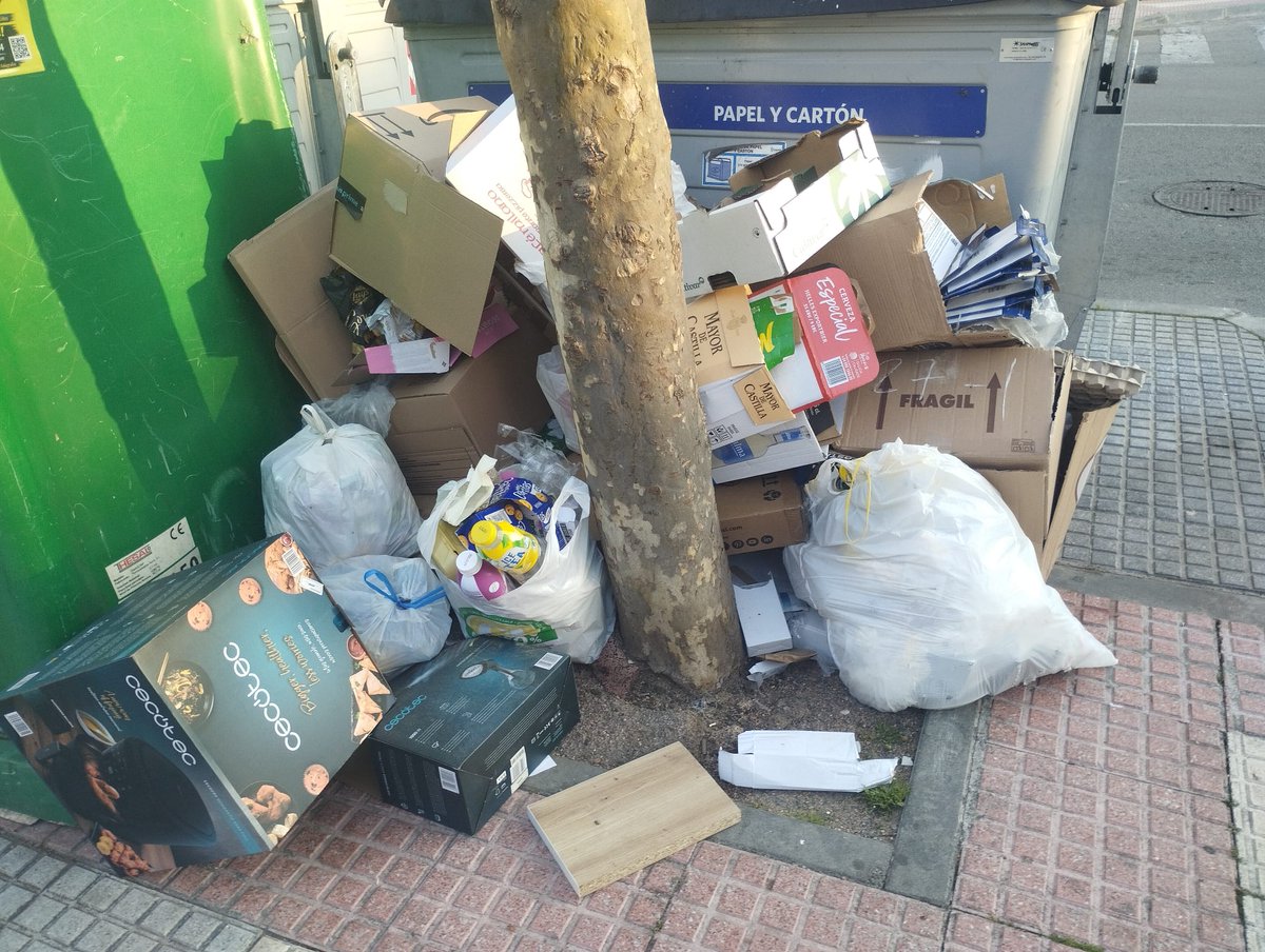 Miguel Ángel Reouenco 🇨🇭 churri-meapilas ᵖᵃʳᵒᵈʸ tweet media