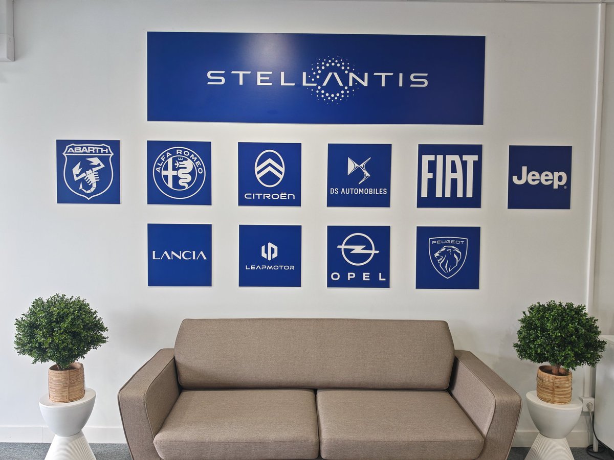 Le Novichok De Hoonited tweet media