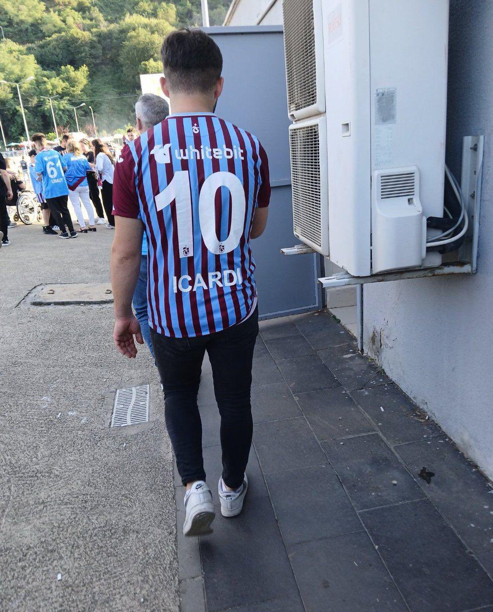 TEKBÜYÜKBEŞİKTAŞ tweet media