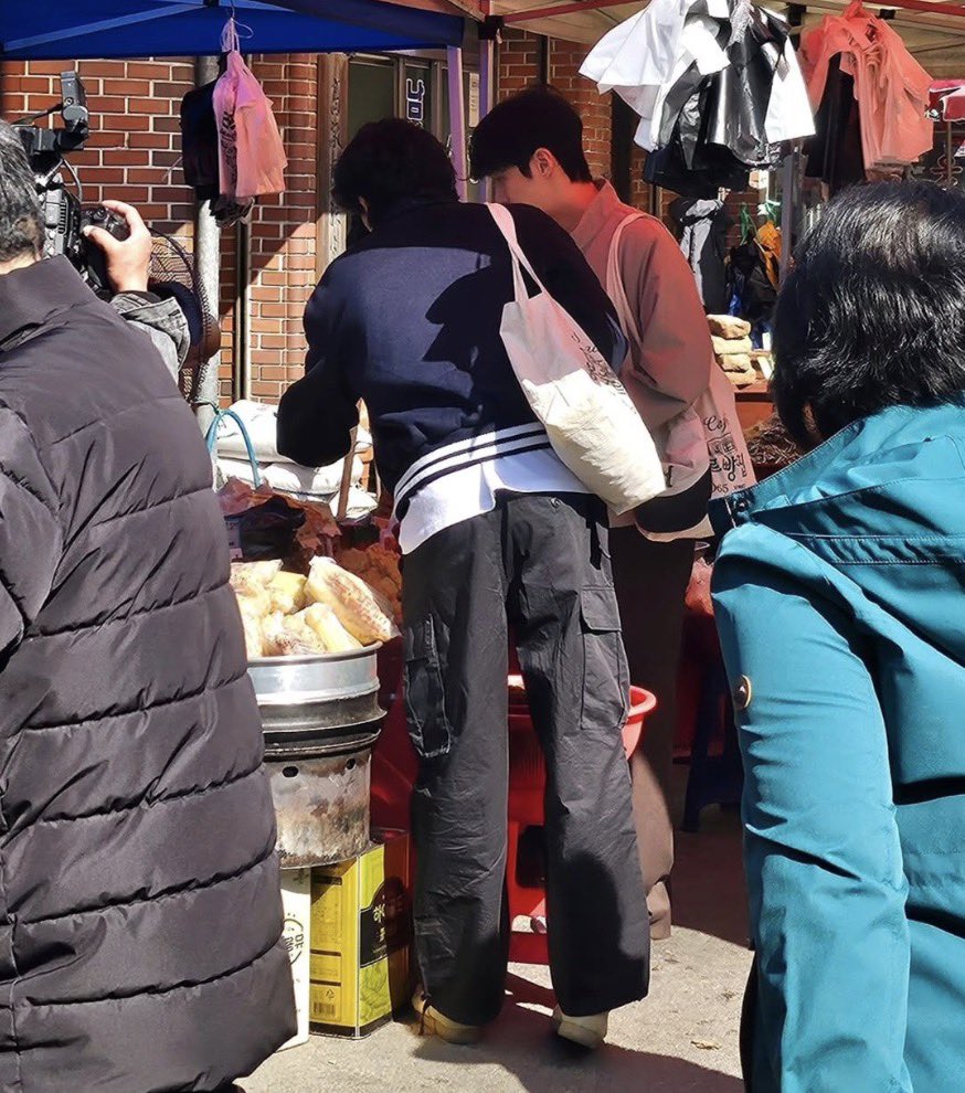 kim seonho pics ♡ tweet media