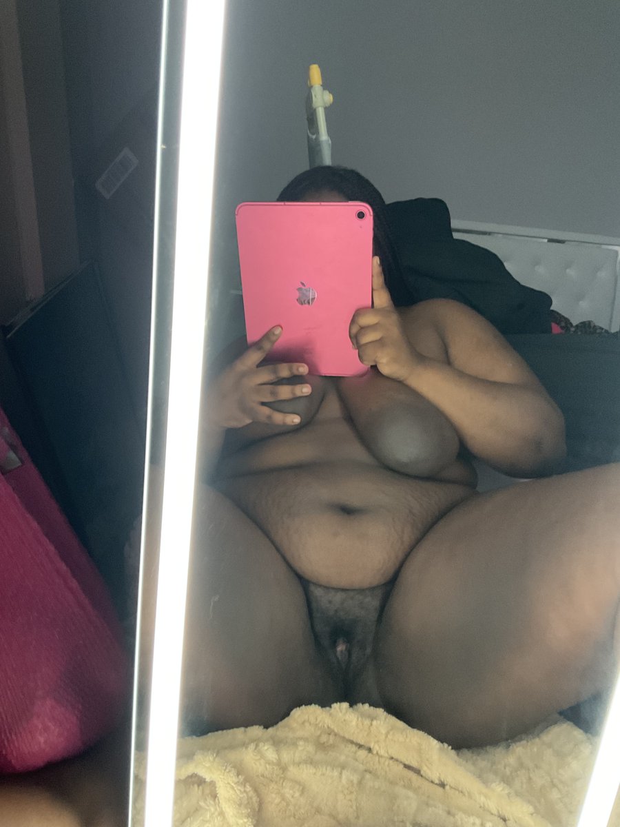_hesM1ne's tweet photo. I look so pretty from behind 

#ebonyteen #buyingcontent #phillyfreaks #sellingcontent #hornyebony

(srry for not posting from u daddy😩) https://t.co/9bikKSmCWt